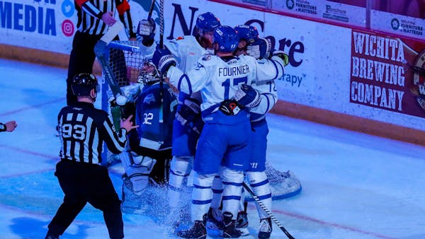 Dickman&#039;s Third-Period Goal Gives Thunder 3-2 Win