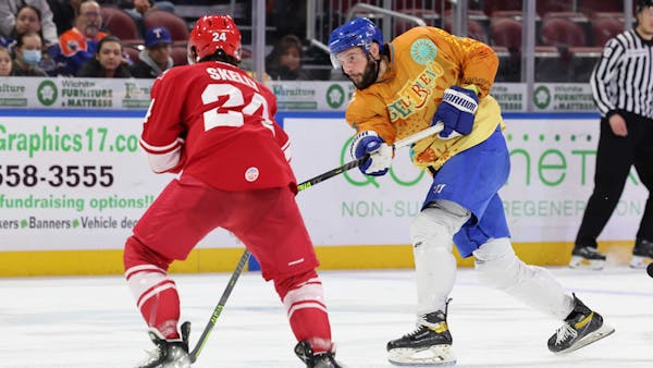 Late Goal Lifts Americans Past Thunder