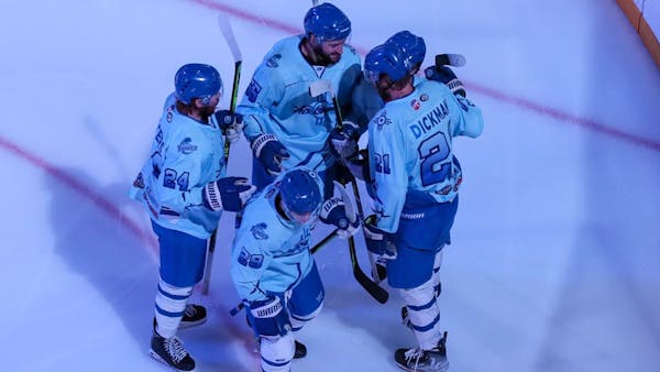 Second Period Leads Thunder To Blowout Win