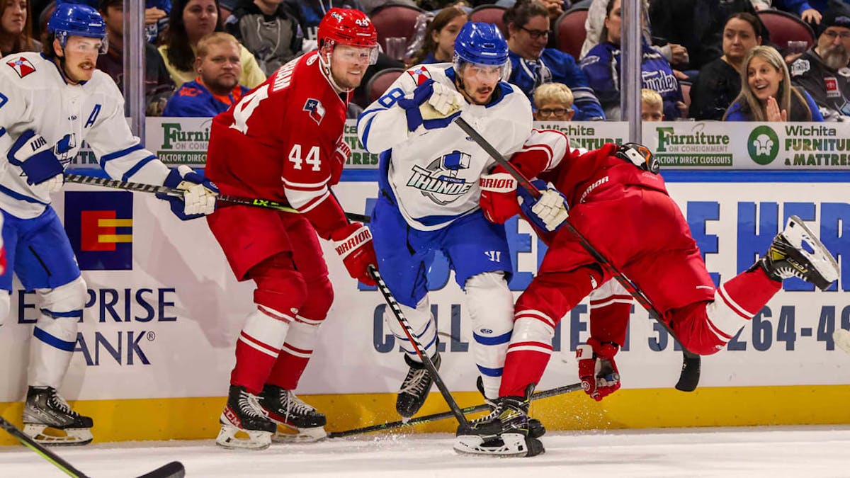 Second Period Eruption Leads Thunder To Win Vs. Allen