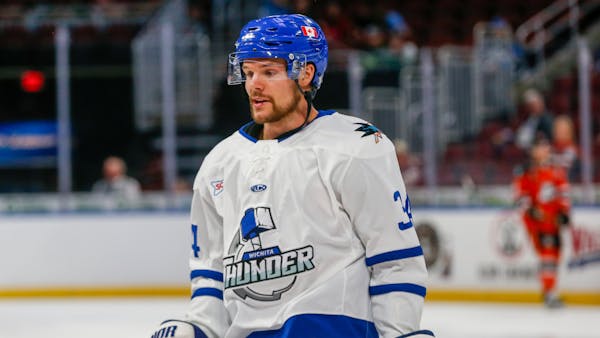 Pineo Earns PHPA's Heart, Hustle & Desire Award