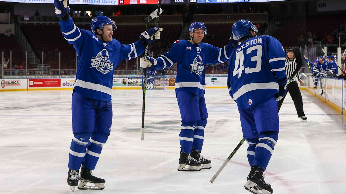 Thunder Hosts Komets In Rematch Of 2020-21 Playoff Series