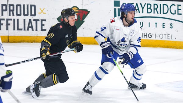 Dickman, Stinil Lead Thunder Past Heartlanders